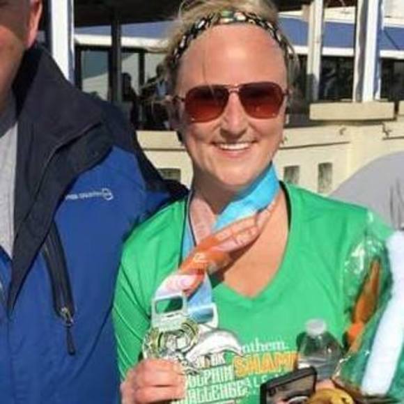 Meet your Posher, Caryn - Picture 1 of 1